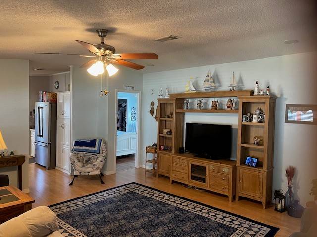 2704 Lindrick Ct. a Winter Haven, FL Mobile or Manufactured Home for Sale